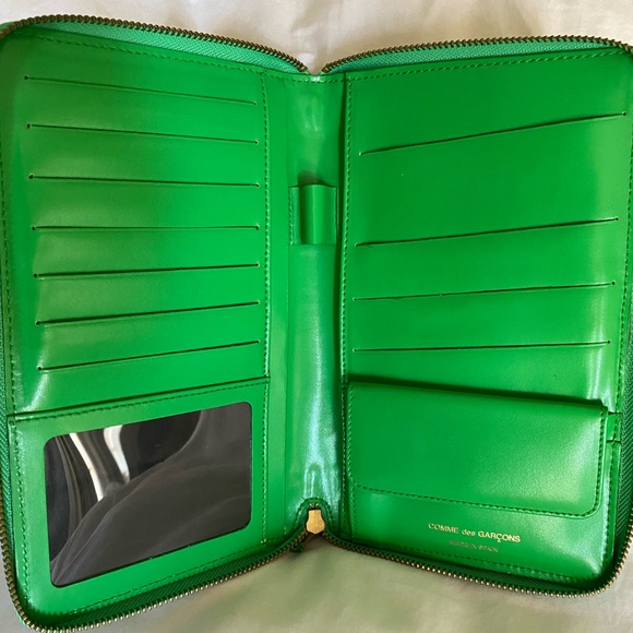 Comme des Garcons | Bags | Passport Wallet Comme Des Garcons | Poshmark